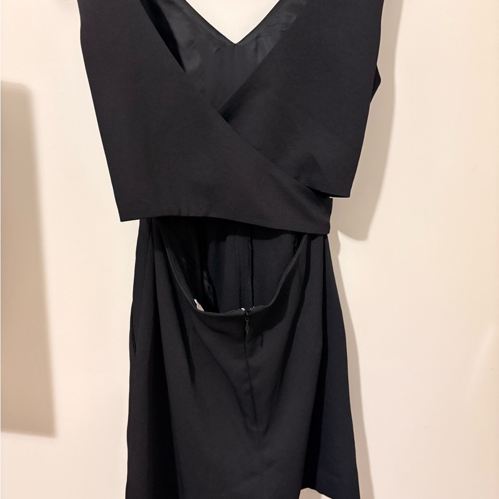 Wilfred Classic Black V-Neck Women’s Romper  Waist Tie - Picture 3 of 9